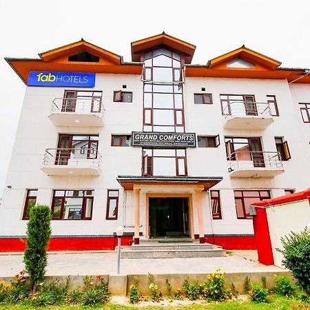 Fabhotel Grand Comforts Haidarpur Exterior photo