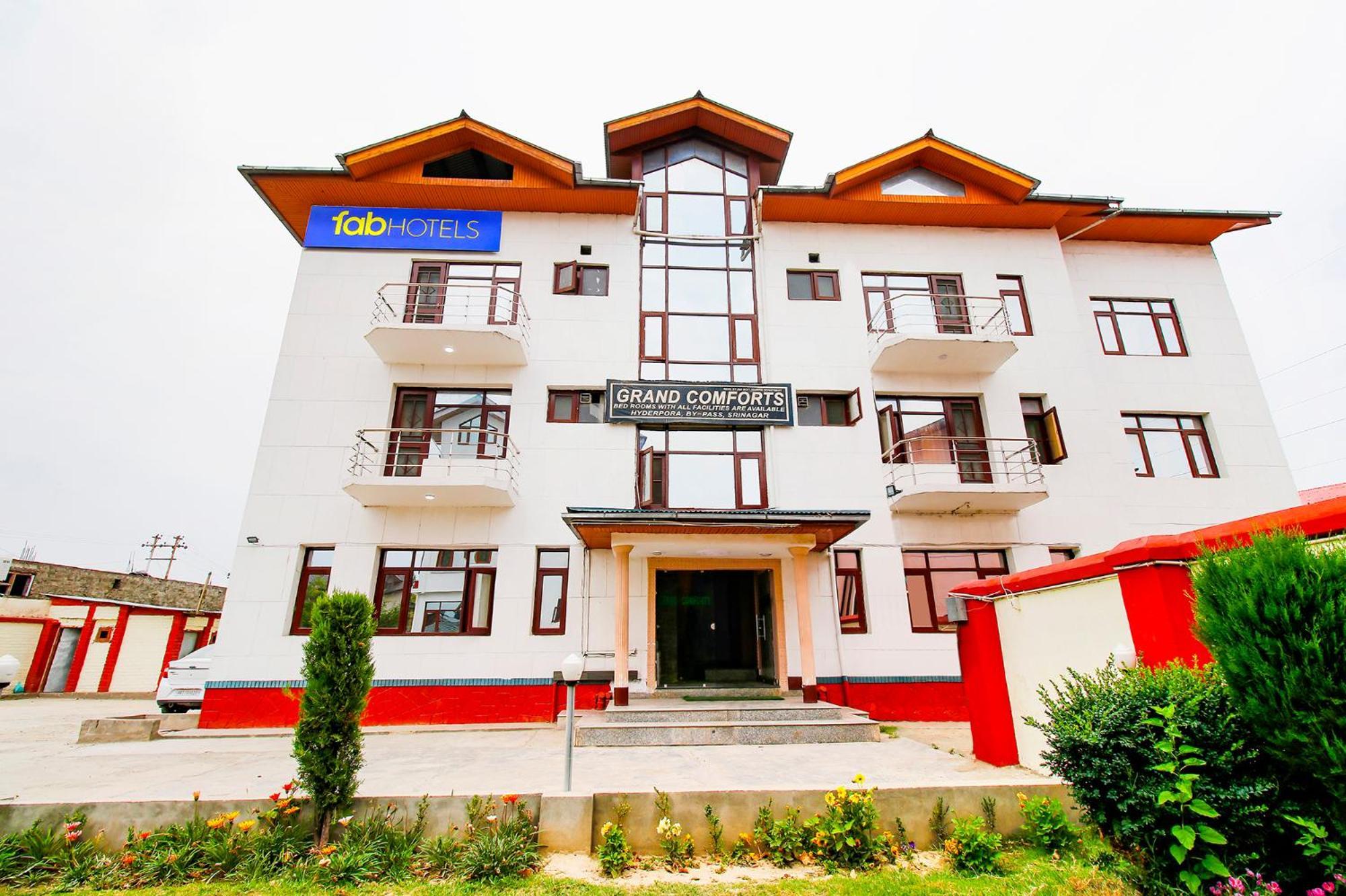 Fabhotel Grand Comforts Haidarpur Exterior photo
