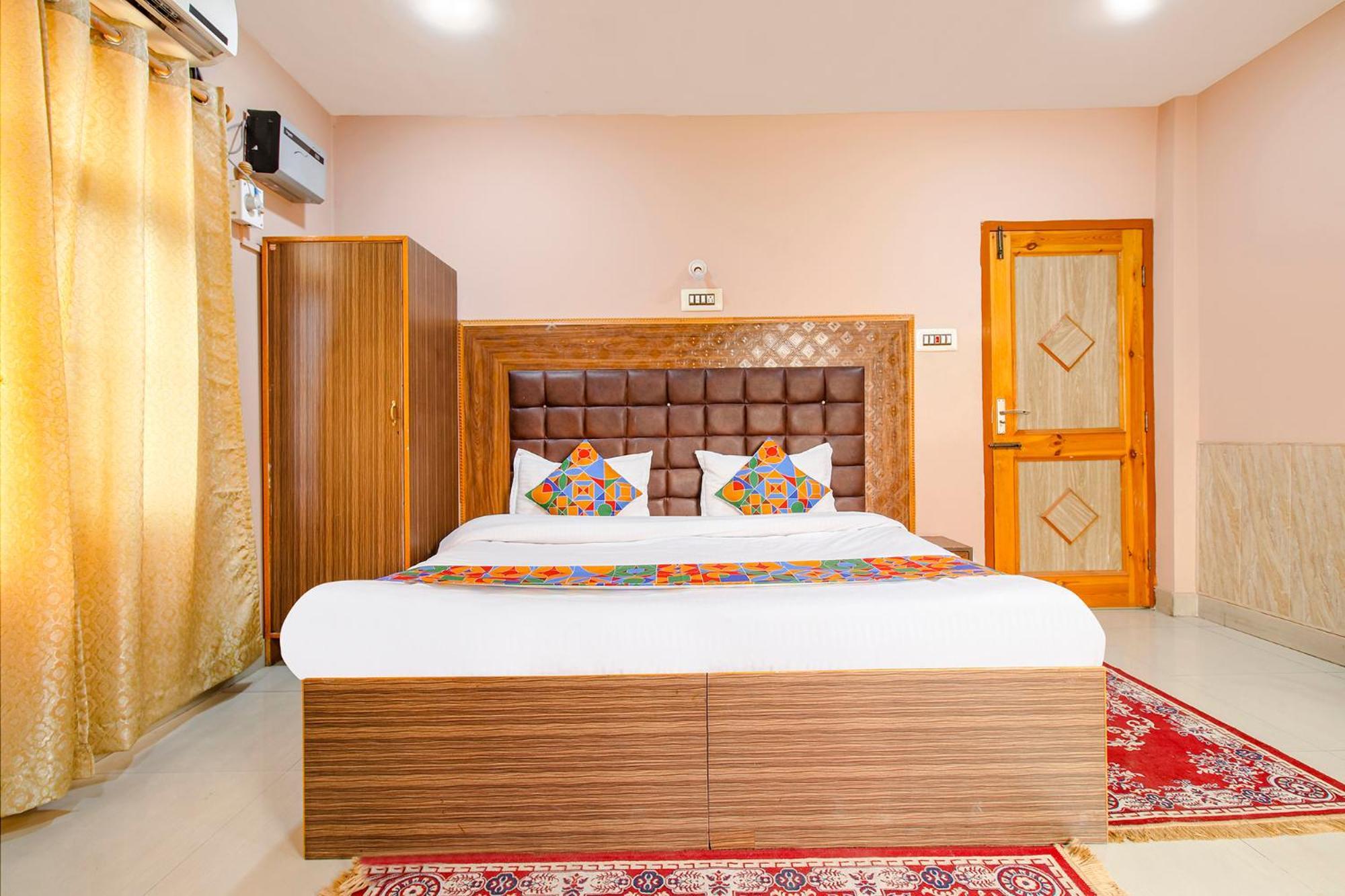 Fabhotel Grand Comforts Haidarpur Exterior photo