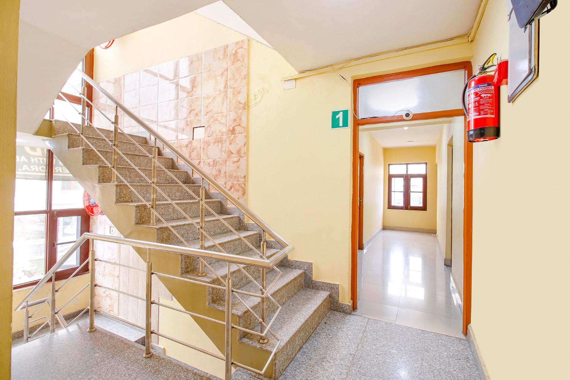 Fabhotel Grand Comforts Haidarpur Exterior photo