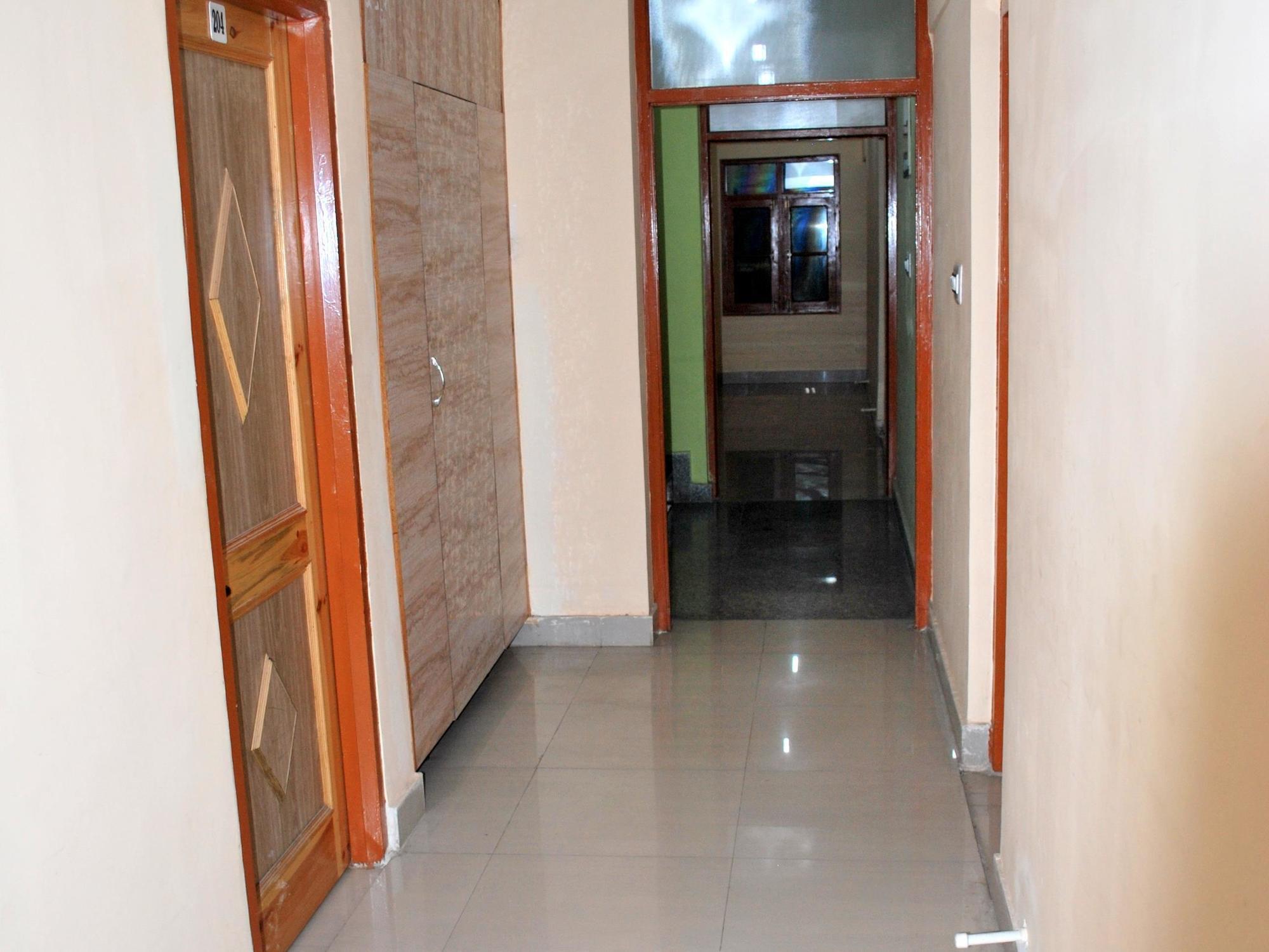 Fabhotel Grand Comforts Haidarpur Exterior photo