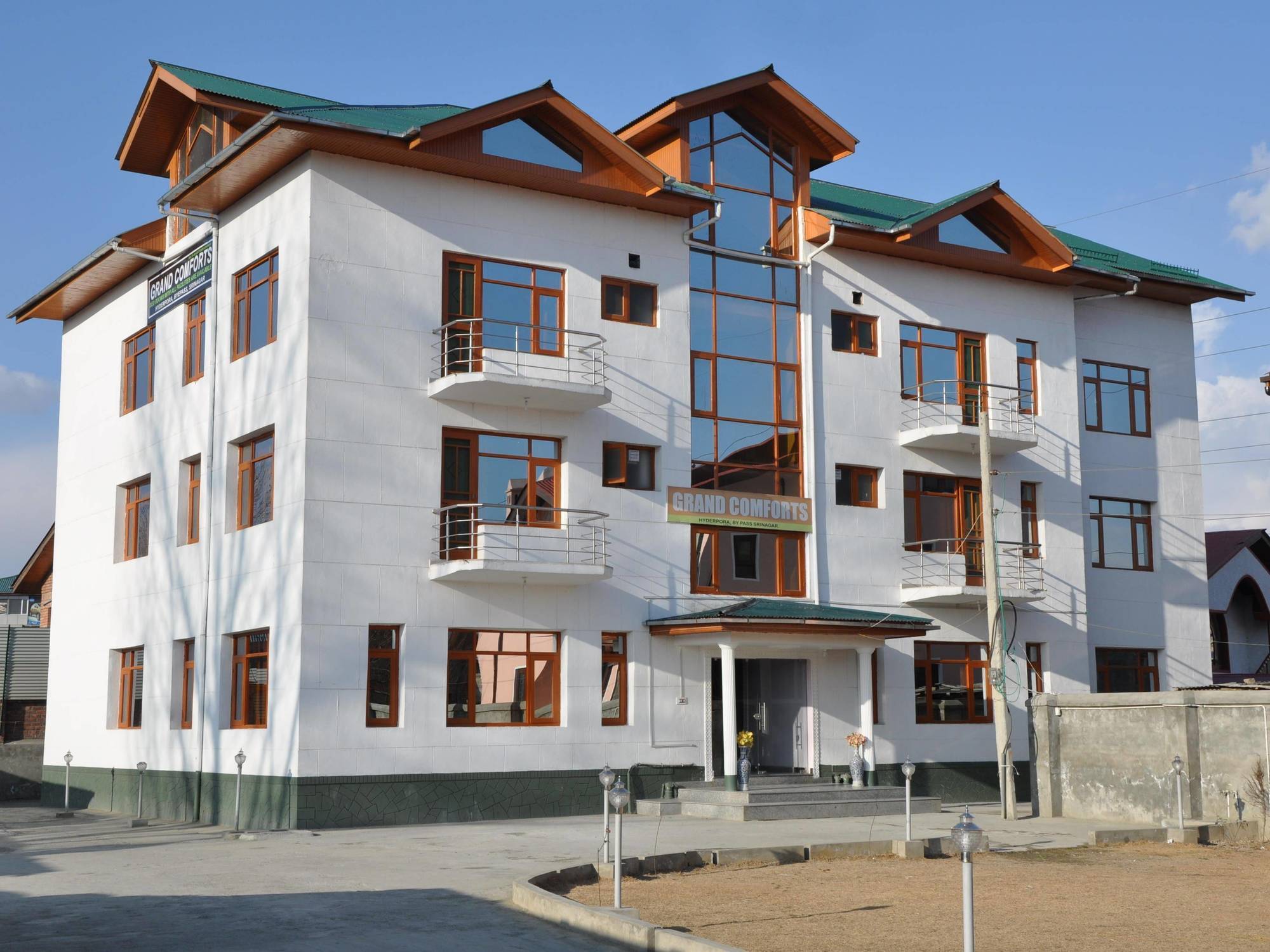 Fabhotel Grand Comforts Haidarpur Exterior photo